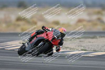 media/Nov-15-2025-Race Pace (Sat) [[8de605a2d8]]/Non Verified Riders (1st 20 Minutes)/Turn 4 (1010am)/